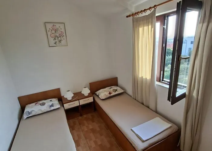 Appartamento Lucia - 33150 *